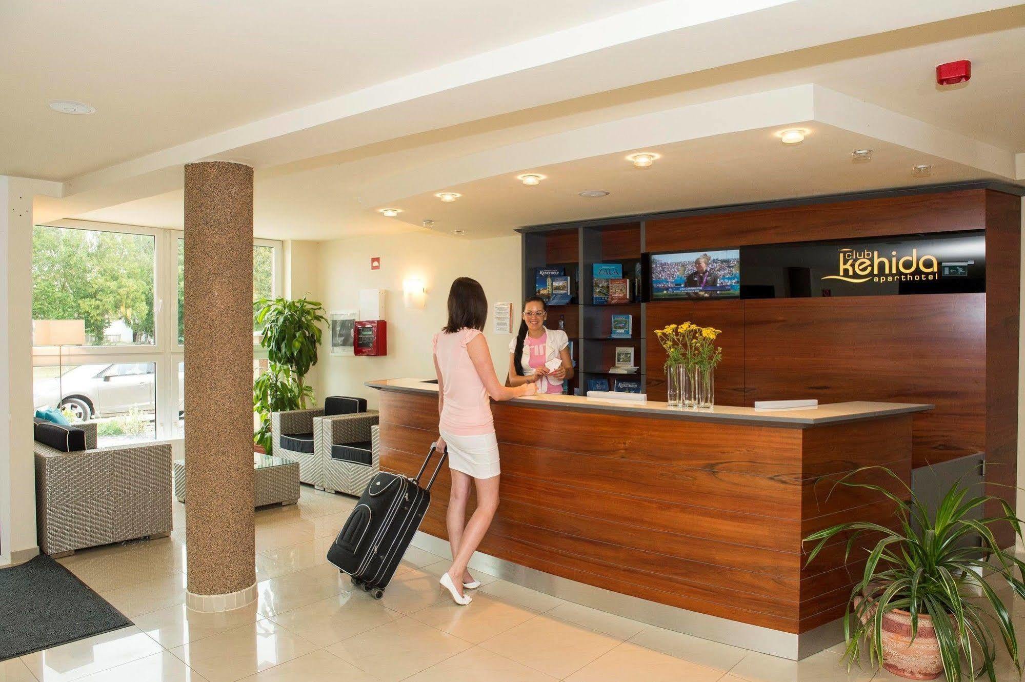 Kehida Family Resort Кехидакустани Экстерьер фото